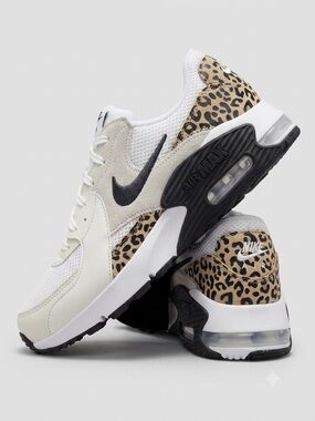 NIB Nike Air Max Excee Leopard Summit White Black Hemp Sneakers Sz 9 HQ2115-100